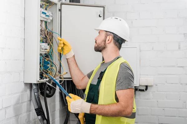 Affordable electrician lansdowne for homes and businesses